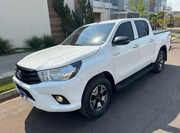 foto de TOYOTA HILUX