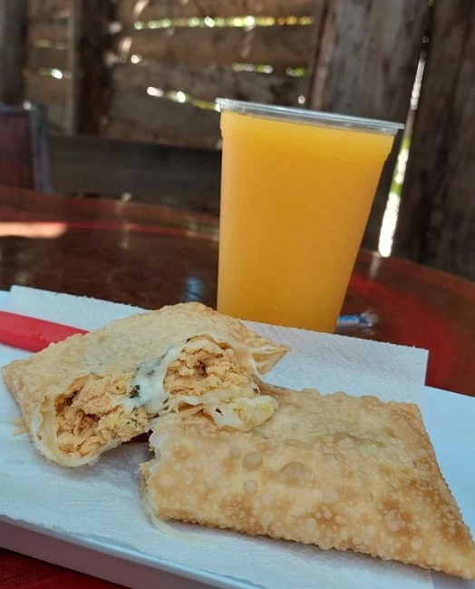 foto de TODO DIA É DIA DE COMER PASTEL