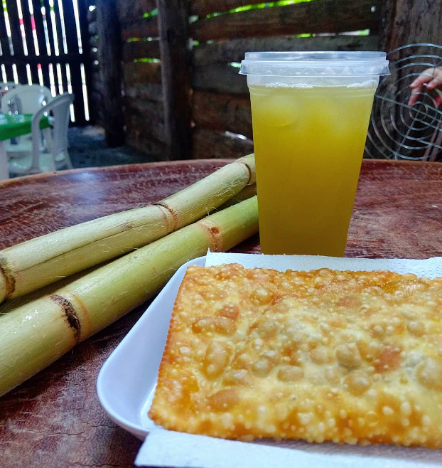 foto de PASTEL E CALDO DE CANA