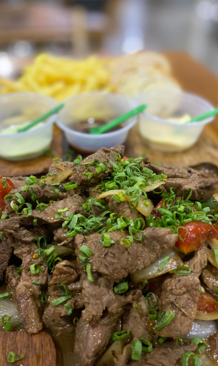 foto de DINHEIRO NÃO COMPRA FELICIDADE, MAS COMPRA ALCATRA COM FRITAS