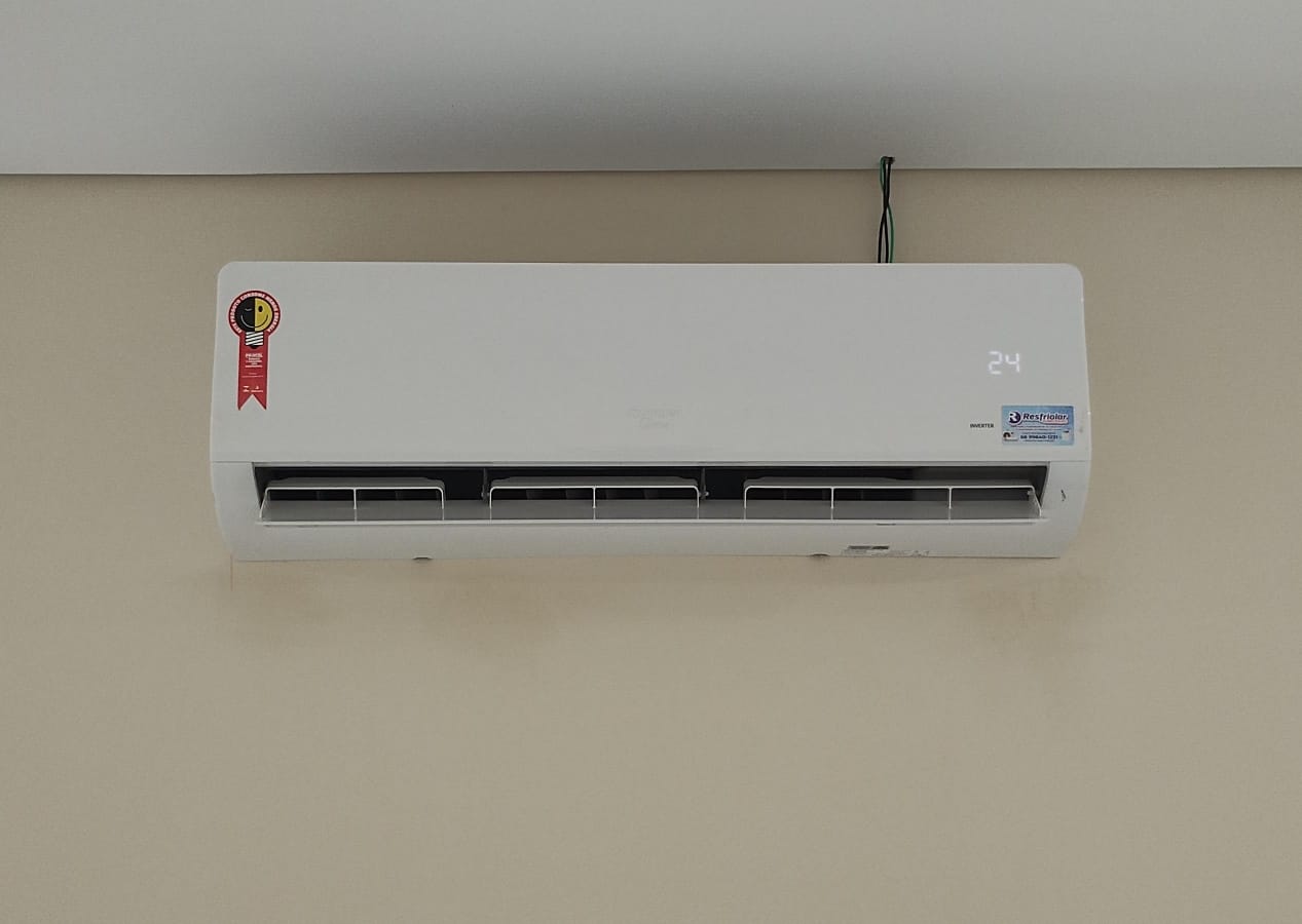 foto de INSTALAÇÃO DE AR CONDICIONADO 24.000 BTUS INVERTER